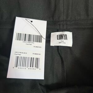 NWT lunya cool pant